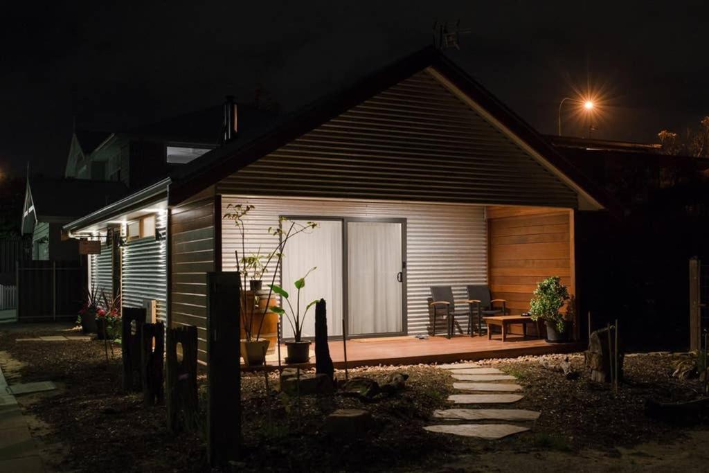 Bird In Hand Cottage, Port Noarlunga エクステリア 写真